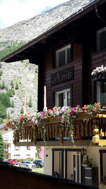 Anis Apartment Саас-Алмагел Екстериор снимка