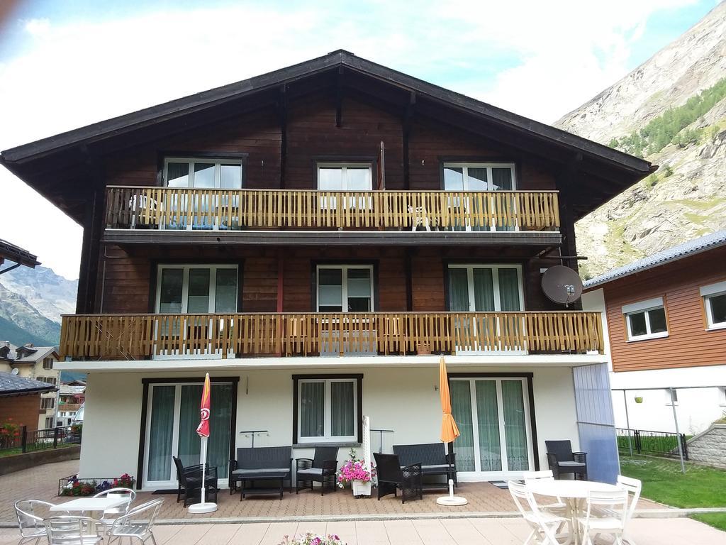 Anis Apartment Саас-Алмагел Екстериор снимка