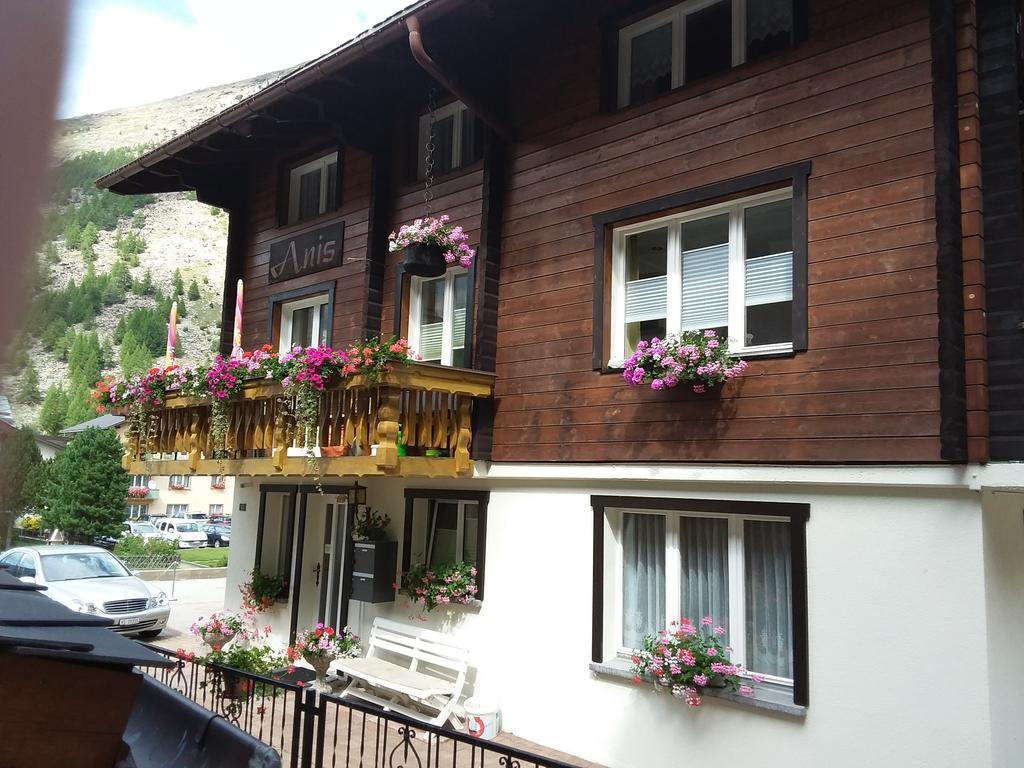 Anis Apartment Саас-Алмагел Екстериор снимка