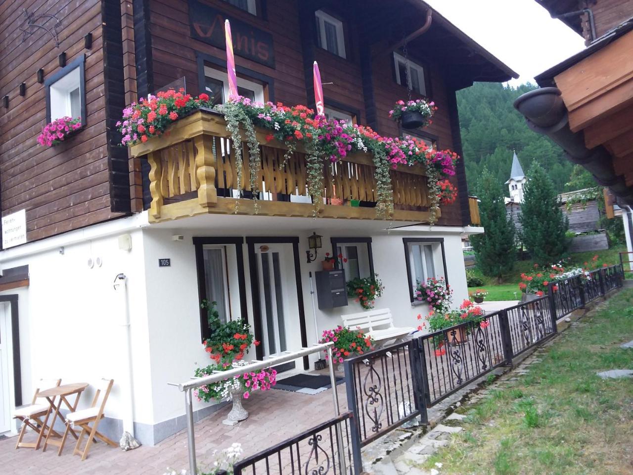 Anis Apartment Саас-Алмагел Екстериор снимка